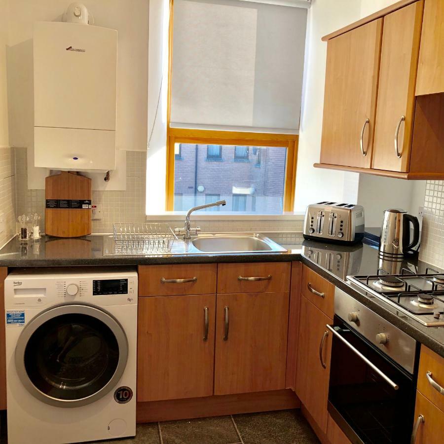 Riverside Townhouse Инвернес Екстериор снимка