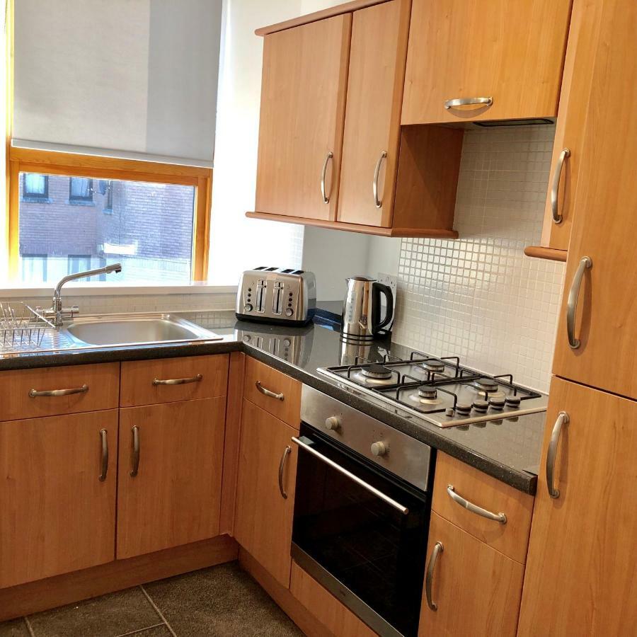 Riverside Townhouse Инвернес Екстериор снимка